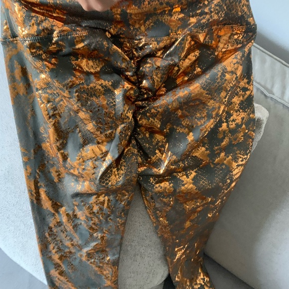 Brand new snake print leggings - Picture 6 of 6